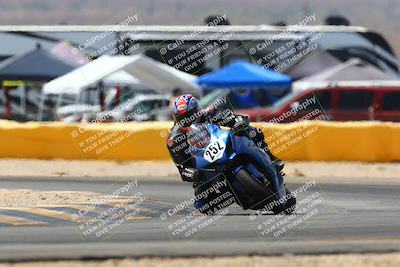 media/Apr-09-2022-SoCal Trackdays (Sat) [[c9e19a26ab]]/Turn 2 (1140am)/